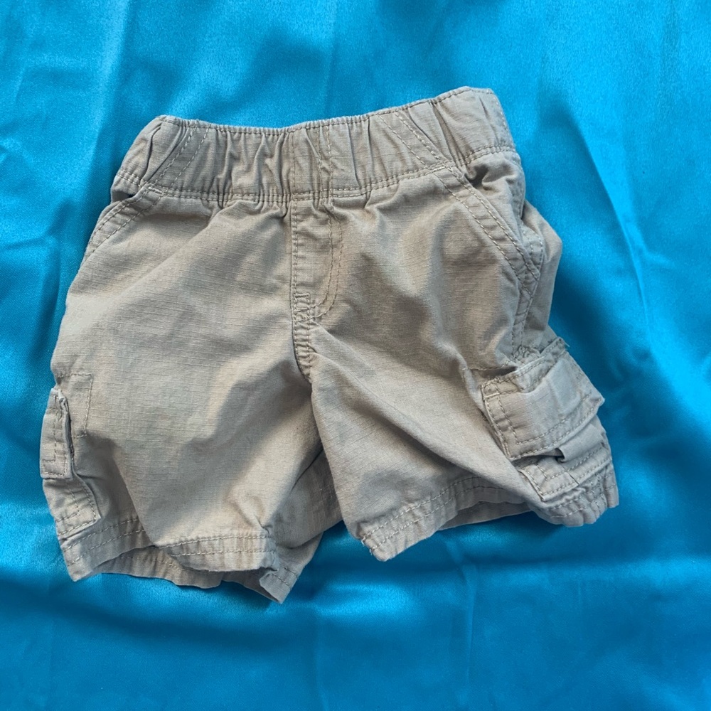 Khaki shorts